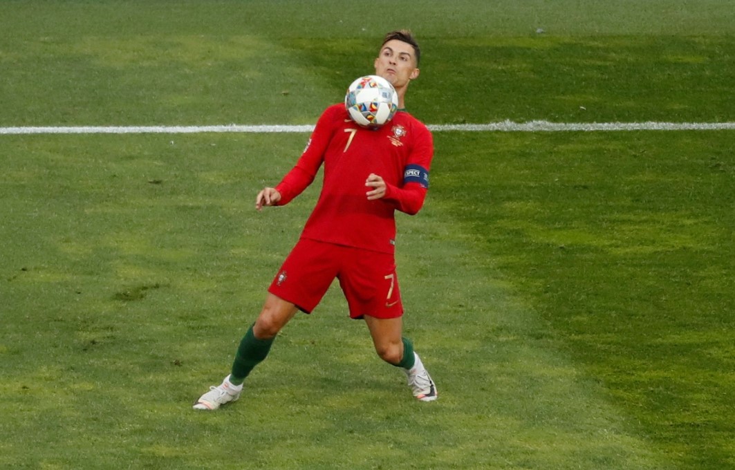Bồ Đào Nha khó tiến xa với Ronaldo già nua