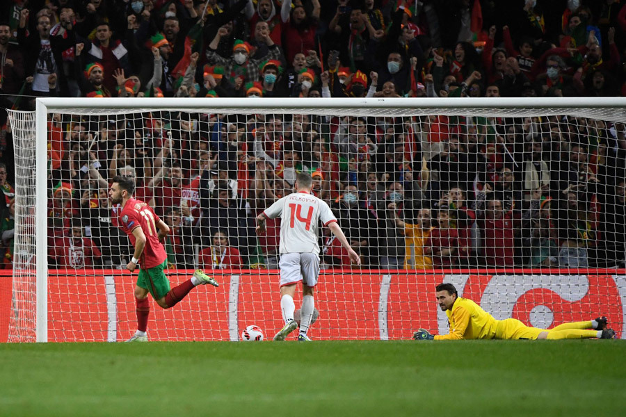 Bồ Đào Nha lấy vé World Cup: Người hùng Bruno Fernandes