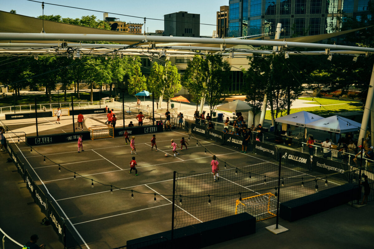 Calle và cuộc cách mạng bóng đá đường phố ở Mỹ