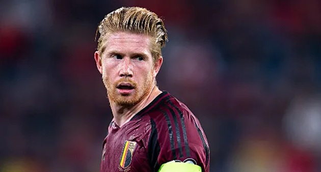 De Bruyne bức bối vì trở thành ‘kép phụ’ ở tuyển Bỉ