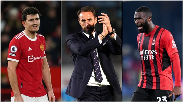 Fan tuyển Anh: “Hành vi đáng bị sa thải”