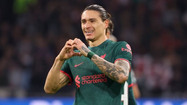 Forlan nói lời thật lòng về Nunez