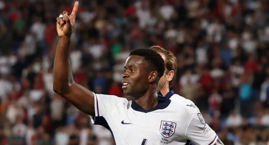 Guehi thoải mái dù không gia nhập Liverpool