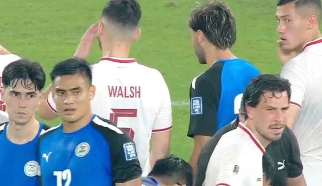 Hình ảnh nhân văn trong trận Indonesia – Philippines