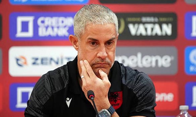 HLV Albania thán phục phong độ của tuyển Anh