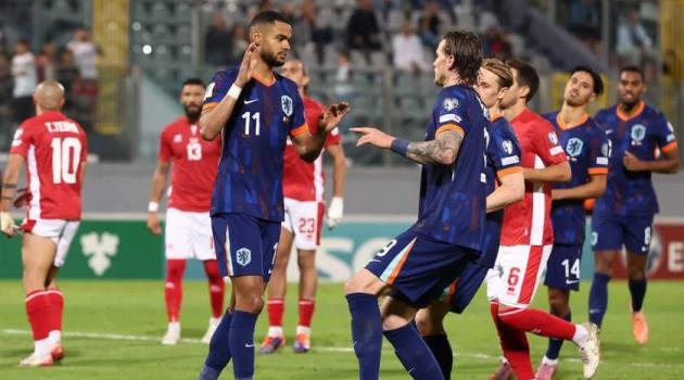 Koeman phản bác chỉ trích sau trận Hà Lan thắng Malta