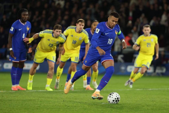 Kylian Mbappe viết tiếp di sản cùng tuyển Pháp