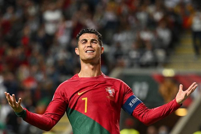 Lý do khiến Ronaldo phải ngồi dự bị tại World Cup 2022