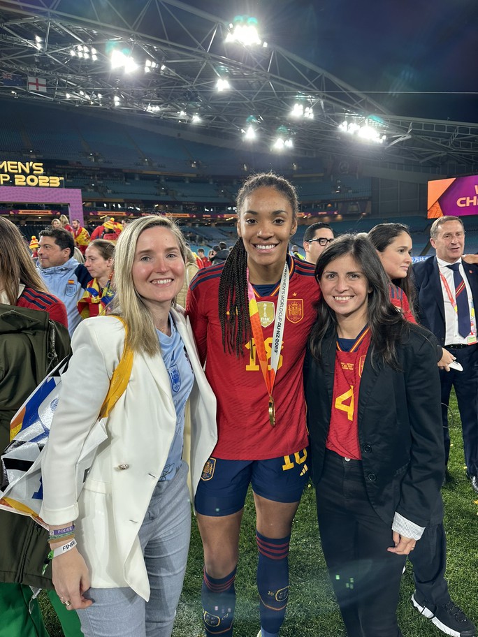 Nhà vô địch World Cup yêu cầu trừng phạt “sếp” LĐBĐ Tây Ban Nha