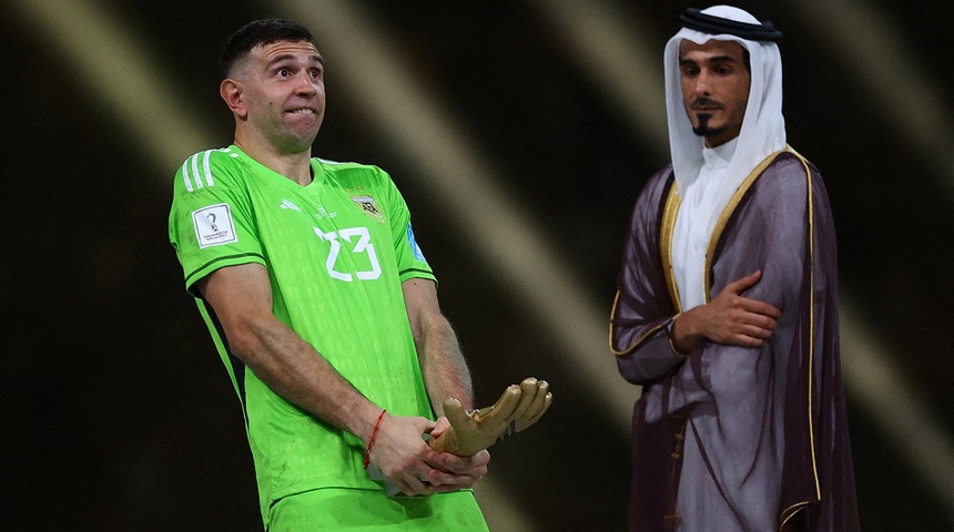 “Pháp đã thua một càng đàng hoàng, Emiliano Martinez thật thảm hại”