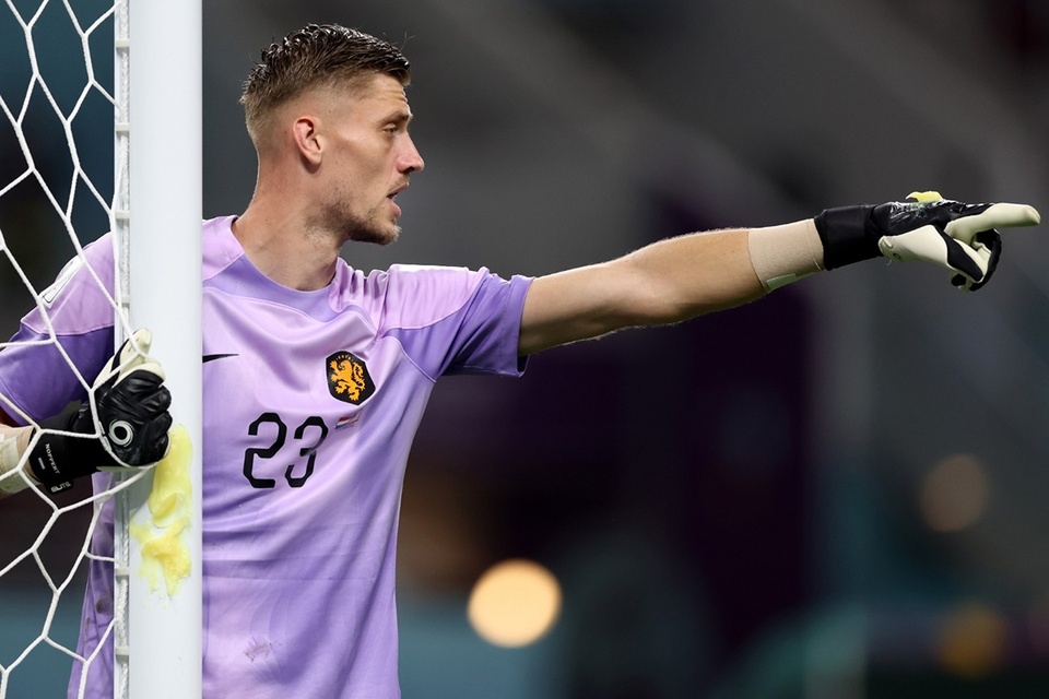 Thủ môn Hà Lan luyện đá 11 m trước trận gặp Argentina