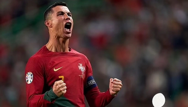 Top 10 chân sút vòng loại World Cup: Ronaldo áp sát vị trí dẫn đầu