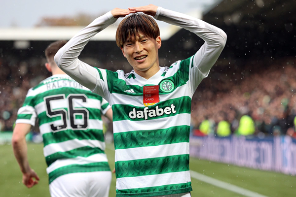 Tranh cãi quanh danh sách tuyển Nhật Bản dự World Cup