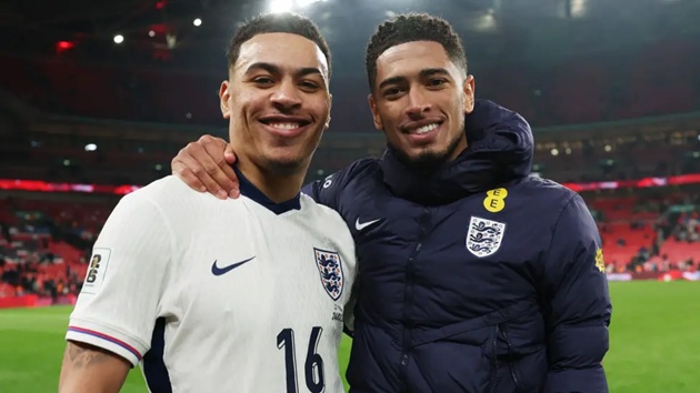 Tuchel đặt Rogers và Bellingham vào cuộc đua số mười