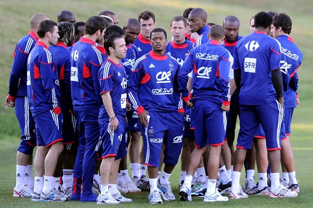 12 đội tuyển tệ nhất lịch sử World Cup: Pháp hai lần góp mặt