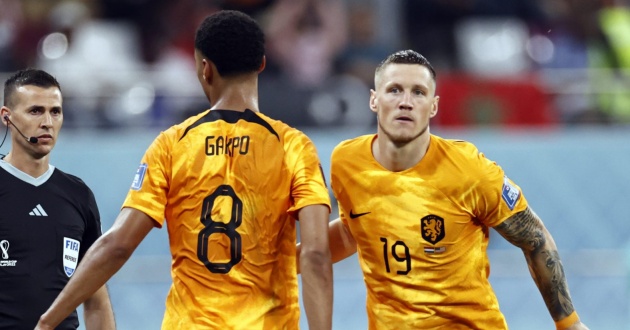 Gakpo, Weghorst đối mặt tình huống khó xử trên tuyển Hà Lan