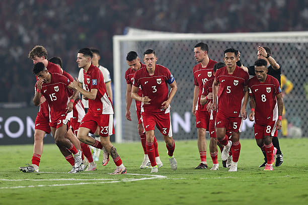 Indonesia 1-0 Trung Quốc: Bước ngoặt từ VAR; Khi Kluivert thôi tấn công