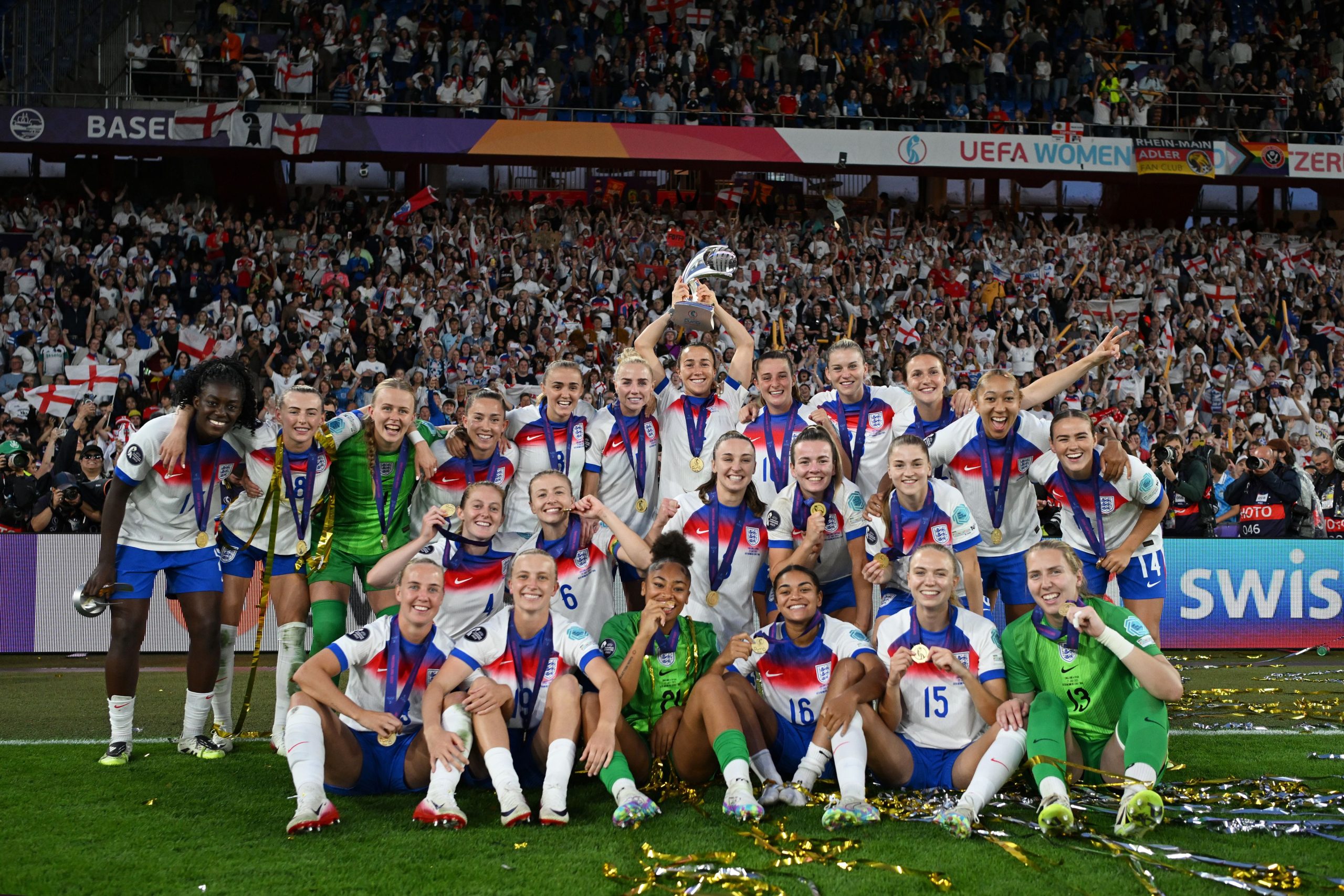 Bóng đá nữ Anh 2035: Giấc mơ World Cup sân nhà và cuộc lột xác WSL