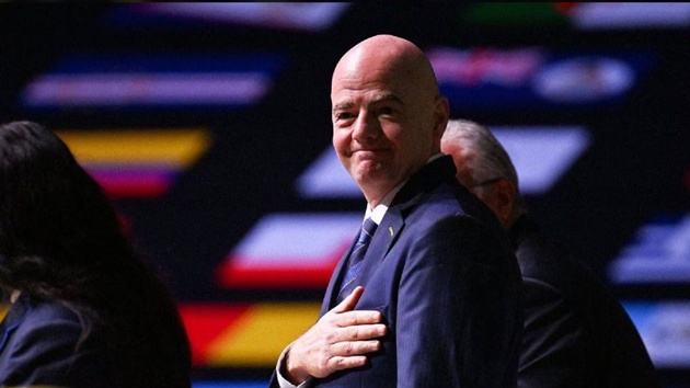 Infantino tuyên bố 150 nước mất bóng đá nếu thiếu tiền vé World Cup
