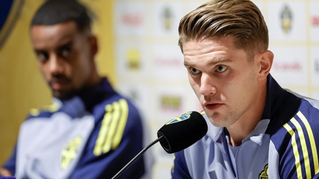 Isak – Gyokeres cùng lên tiếng: “Vấn đề không nằm ở lối chơi”