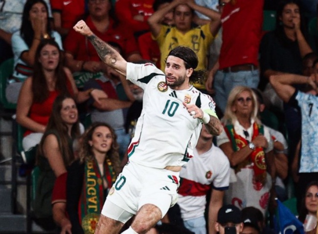 Ronaldo phá kỷ lục, Bồ Đào Nha rượt đuổi nghẹt thở với Hungary